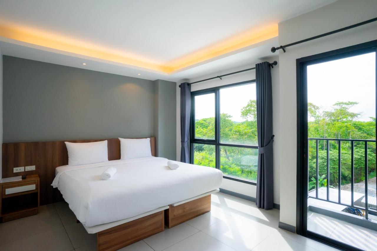 The Zleep Chonburi Hotel Екстериор снимка