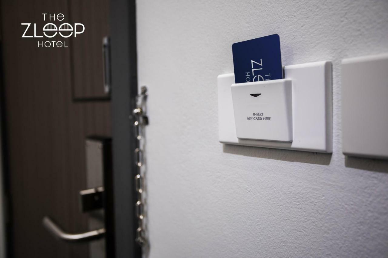 The Zleep Chonburi Hotel Екстериор снимка